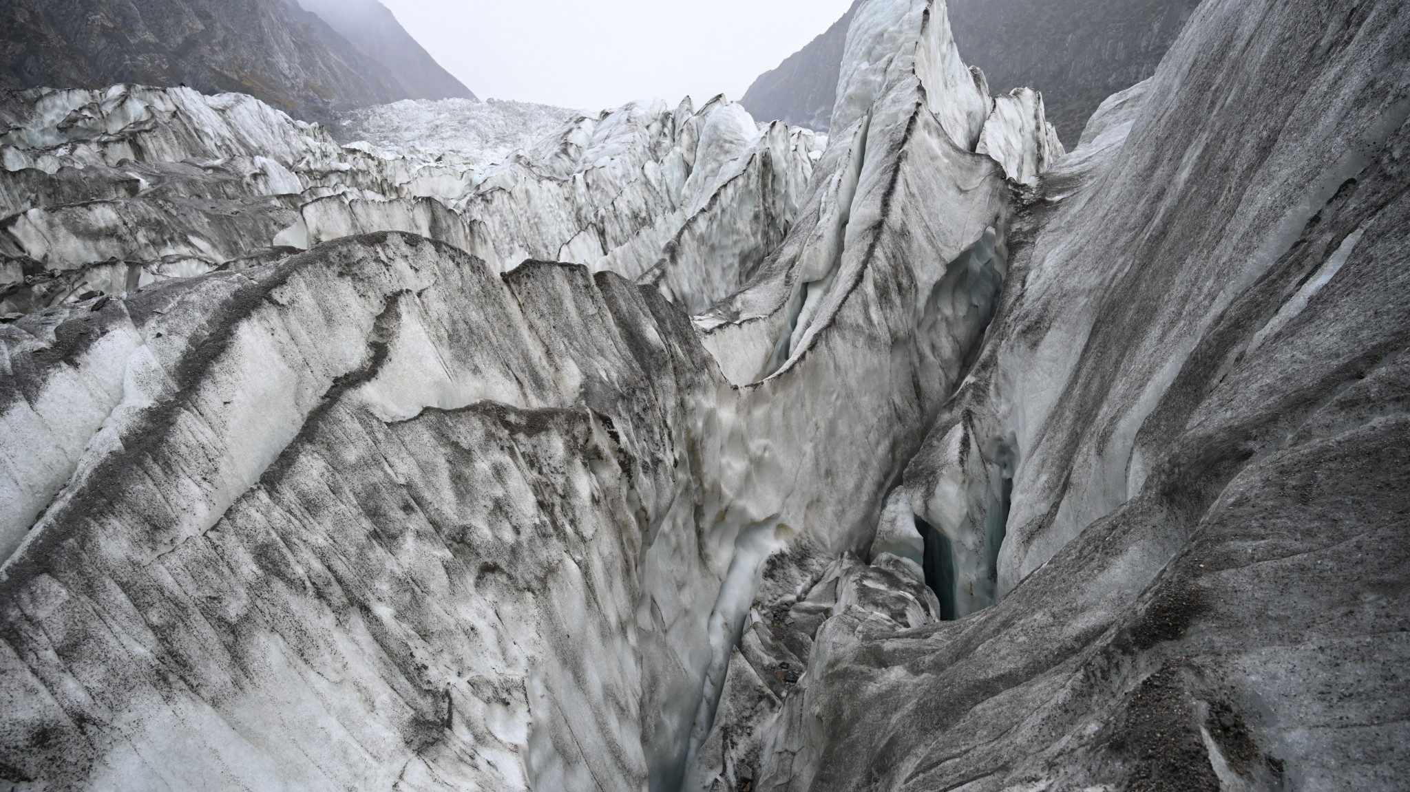 An artist’s thoughts – glaciers in Pakistan and sustainable tourism