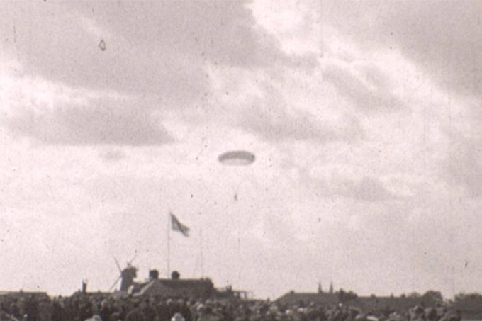 Parachute in Canterbury